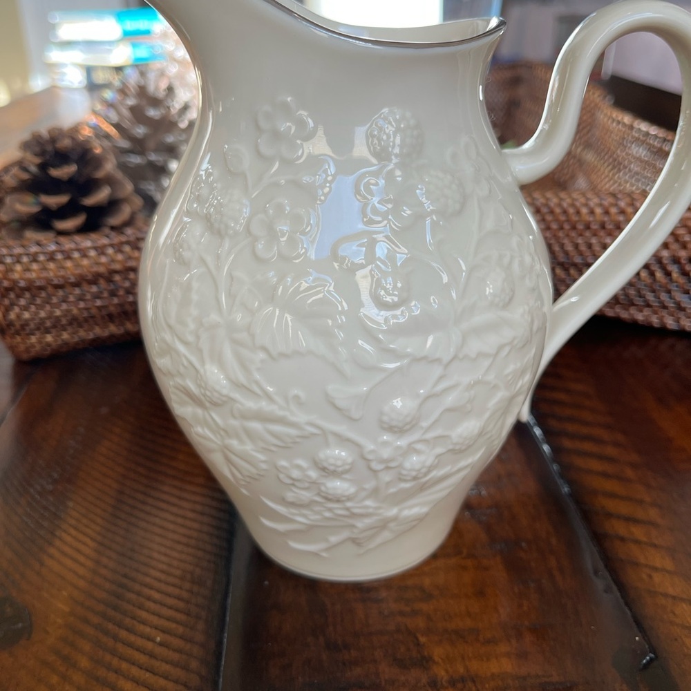 Lennox Pitcher - Picture 2 of 6